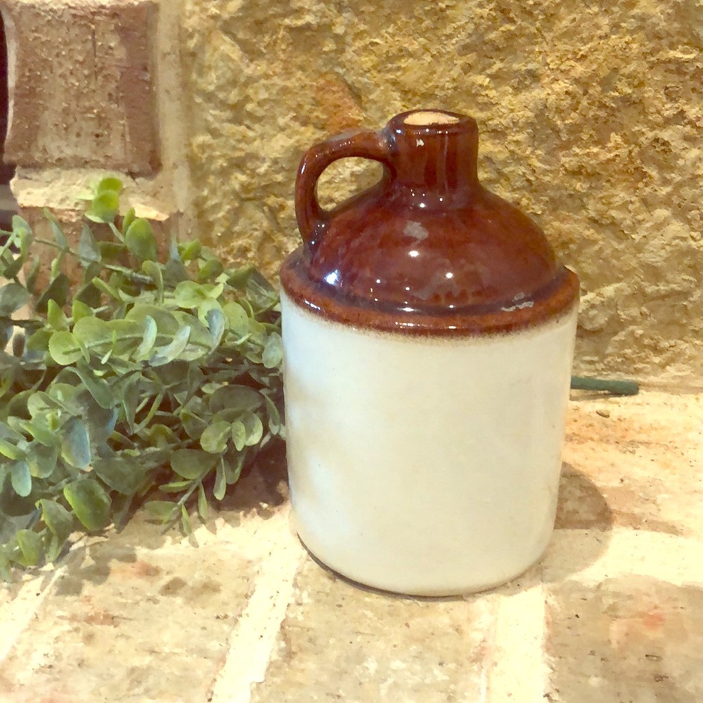 Antique jar